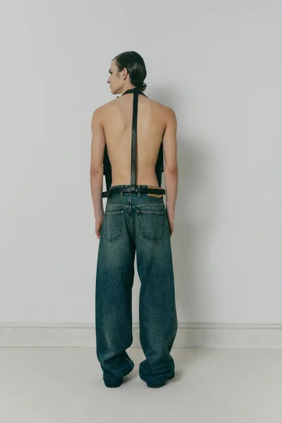 Look 17
